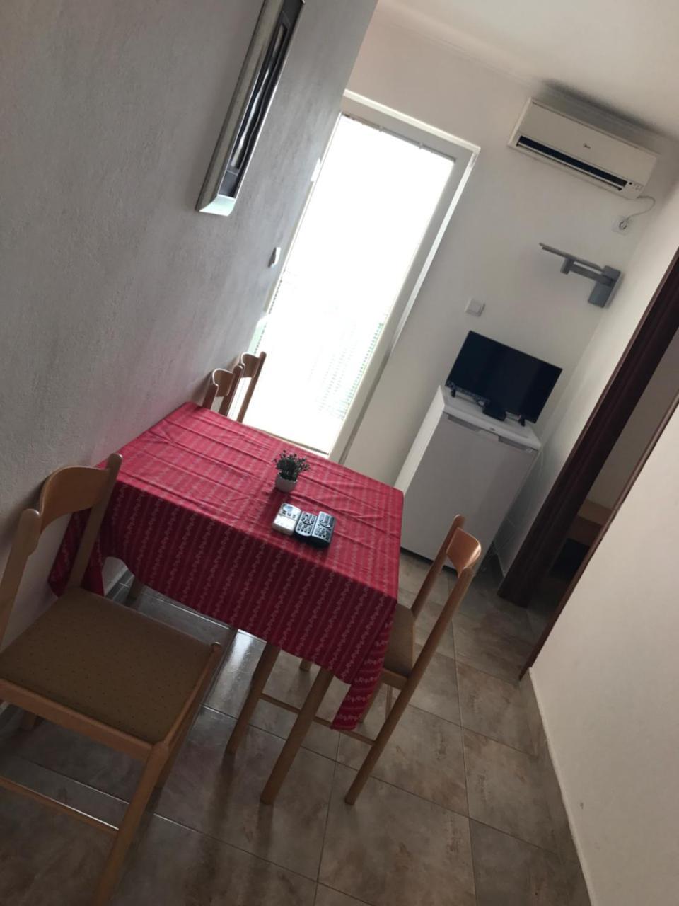 Apartments Pavicevic ติวัต ภายนอก รูปภาพ