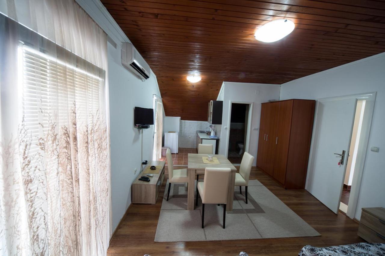 Apartments Pavicevic ติวัต ห้อง รูปภาพ